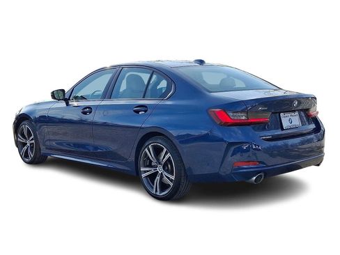 Certified 2023 BMW 330i xDrive Sedan w/ Premium Package image 4