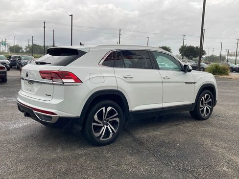 Used 2023 Volkswagen Atlas Cross Sport SEL AWD/4WD image 4
