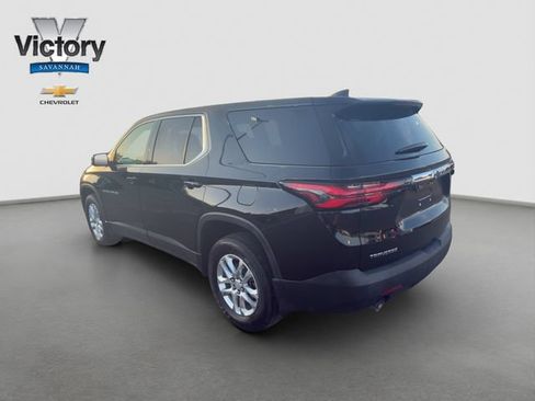 Used 2022 Chevrolet Traverse LS FWD image 5