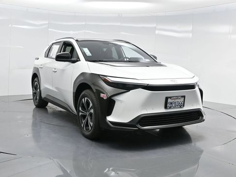Used 2024 Toyota bZ4X XLE image 57