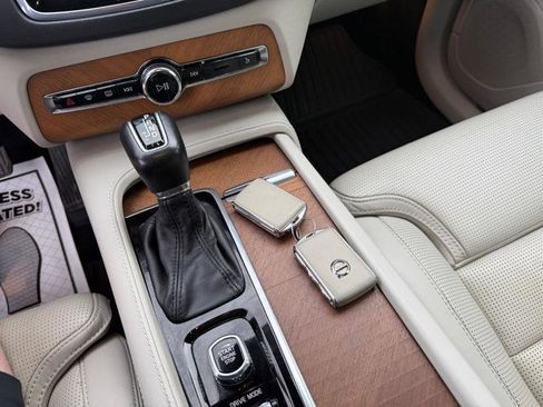 Used 2019 Volvo XC90 T6 Inscription w/ Advanced Package image 23