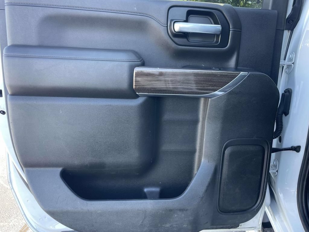 Used 2020 Chevrolet Silverado 2500 LT w/ Convenience Package AWD/4WD image 11