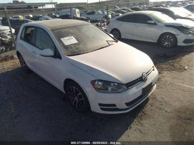 Used 2017 Volkswagen Golf SE FWD image 5