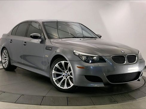 Used 2008 BMW M5 Base image 33