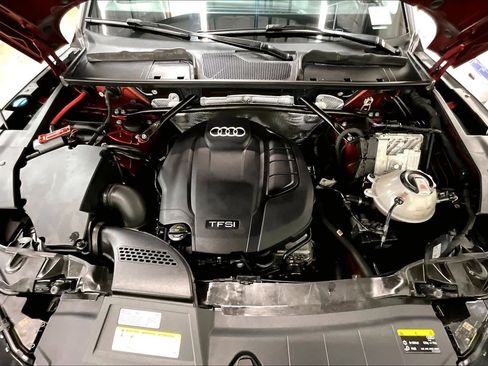 Used 2018 Audi Q5 2.0T Premium Plus w/ Premium Plus Package image 12