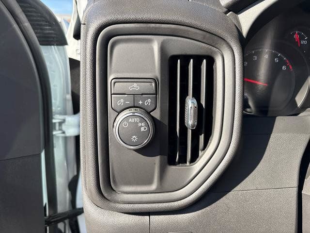 Used 2025 Chevrolet Silverado 1500 W/T RWD image 17