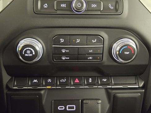 Used 2026 GMC Sierra 1500 Pro w/ Graphite Edition RWD image 19