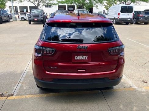 Certified 2025 Jeep Compass Latitude w/ Altitude Special Edition AWD/4WD image 6