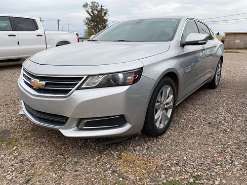 Used 2017 Chevrolet Impala LT image 2