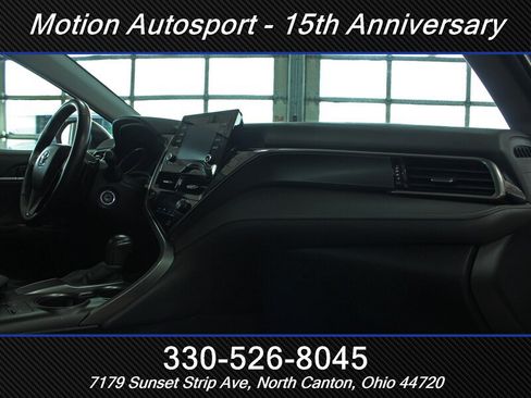 Used 2024 Toyota Camry SE FWD image 24