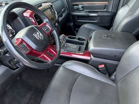 Used 2017 RAM 2500 Laramie w/ Convenience Group image 10