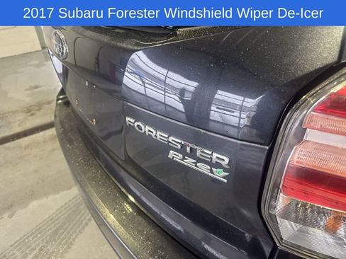 Used 2017 Subaru Forester 2.5i Premium w/ All-Weather Package image 28