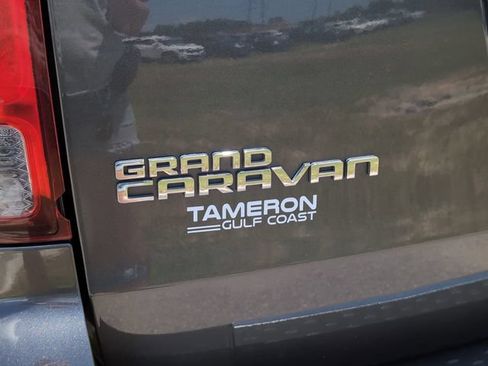 Used 2020 Dodge Grand Caravan SXT FWD image 5