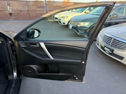 Used 2010 MAZDA MAZDA3 s Grand Touring image 14