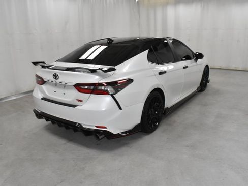 Used 2024 Toyota Camry image 5