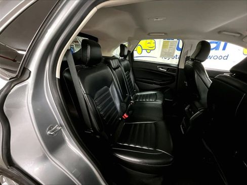 Used 2024 Ford Edge SEL AWD/4WD image 16