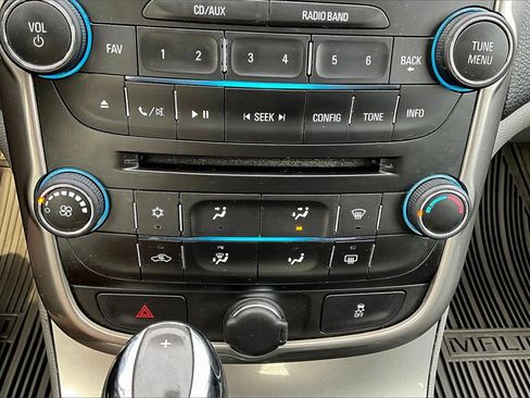 Used 2016 Chevrolet Malibu LS image 32