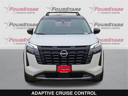 New 2026 Nissan Pathfinder Platinum image 10