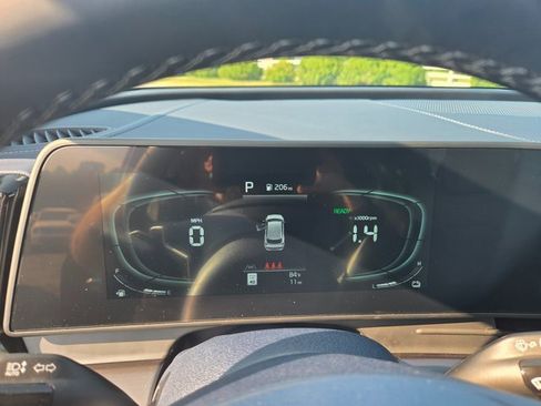 New 2025 Kia Sportage EX image 25