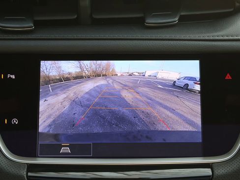 Used 2025 Cadillac XT5 Premium Luxury image 16