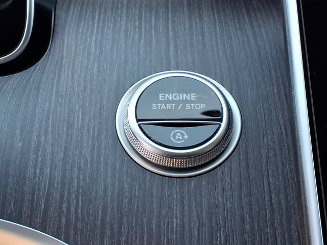New 2026 Mercedes-Benz C 300 Sedan image 25