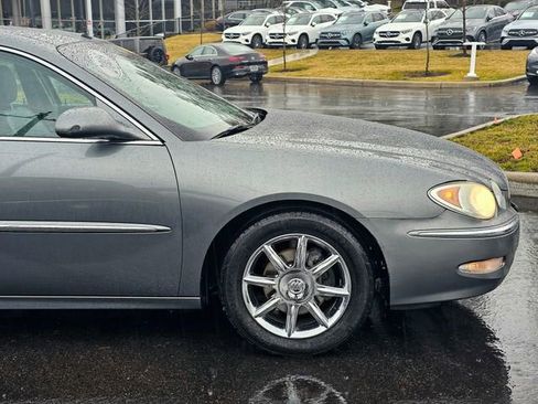 Used 2005 Buick LaCrosse CXS w/ Chrome Appearance Package image 4