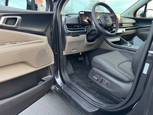 New 2026 Kia Carnival LXS image 10