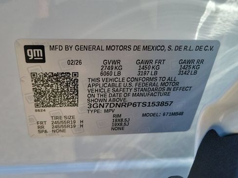 Used 2026 Chevrolet Equinox EV LT FWD image 32