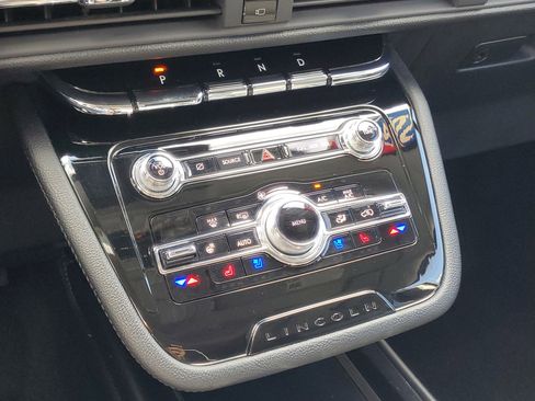 Certified 2022 Lincoln Corsair Reserve w/ Equipment Group 201A image 18