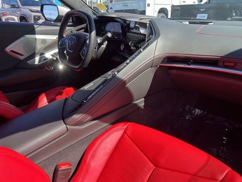 Certified 2023 Chevrolet Corvette Stingray Premium Conv w/ Z51 Performance Package image 33