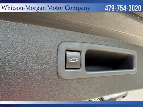 Used 2022 Toyota Highlander XLE AWD/4WD image 38