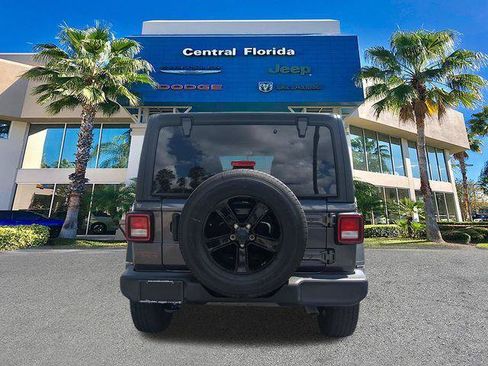 Certified 2022 Jeep Wrangler Unlimited Sport AWD/4WD image 6