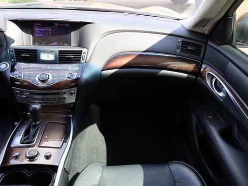 Used 2012 INFINITI M37 x w/ Deluxe Touring Pkg AWD/4WD image 12