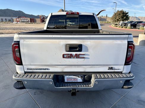 Used 2018 GMC Sierra 1500 SLT image 4