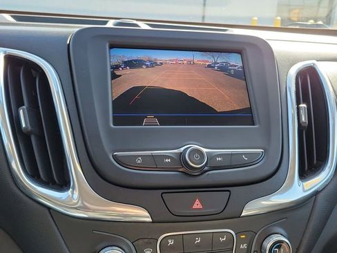Used 2020 Chevrolet Equinox LT w/ Driver Convenience Package FWD image 34