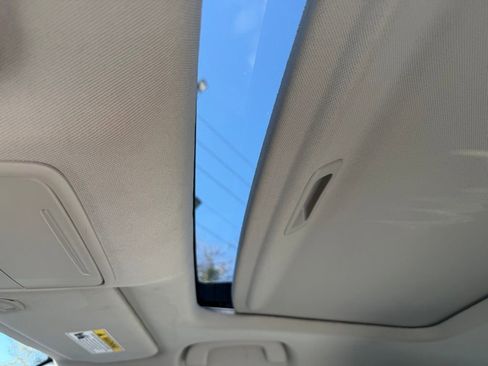 Certified 2023 Honda Accord EX image 26