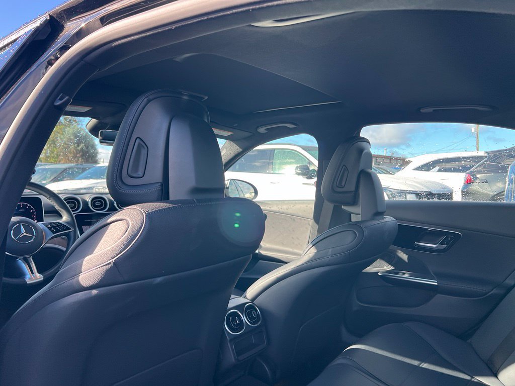 Used 2025 Mercedes-Benz C 300 4MATIC Sedan image 13