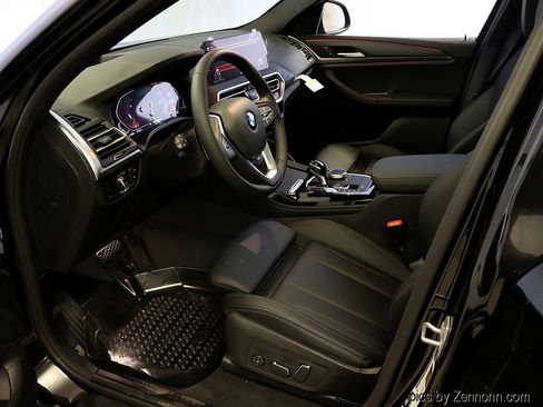 New 2025 BMW X4 xDrive30i w/ Premium Package image 11