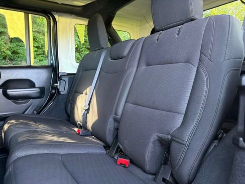 Used 2023 Jeep Wrangler Unlimited Sport AWD/4WD image 42