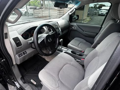 Used 2012 Nissan Frontier SV RWD image 27