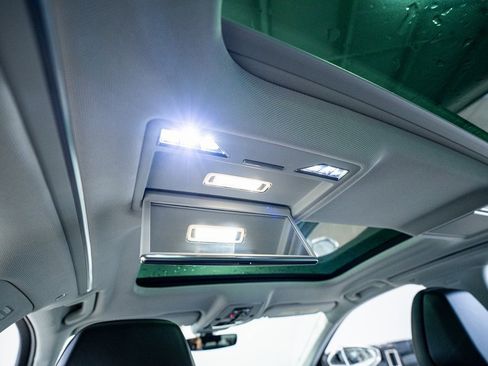 Used 2023 Audi S8 image 58