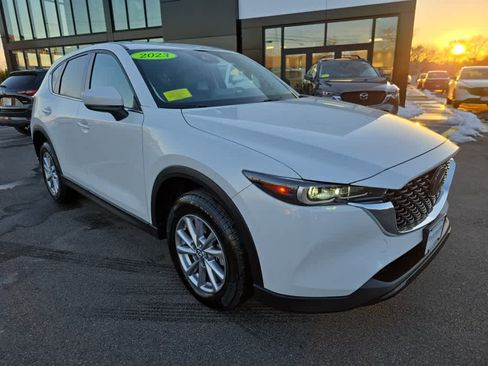Used 2023 MAZDA CX-5 AWD 2.5 S w/ Preferred Package image 4