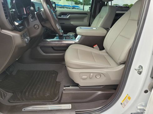 Used 2022 Chevrolet Silverado 1500 LTZ w/ LTZ Premium Texas Edition AWD/4WD image 18