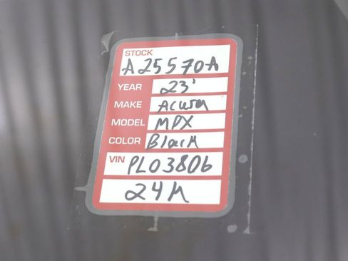 Used 2023 Acura MDX SH-AWD w/ Technology Package image 32