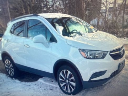 Used 2022 Buick Encore Preferred w/ Safety Package image 9