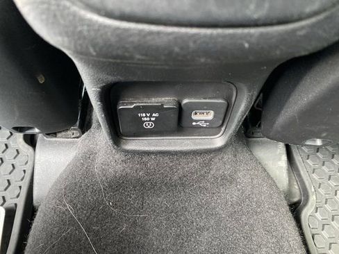 Used 2018 Jeep Compass Latitude w/ Popular Equipment Group AWD/4WD image 14