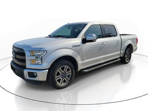 Used 2015 Ford F150 Lariat RWD image 2