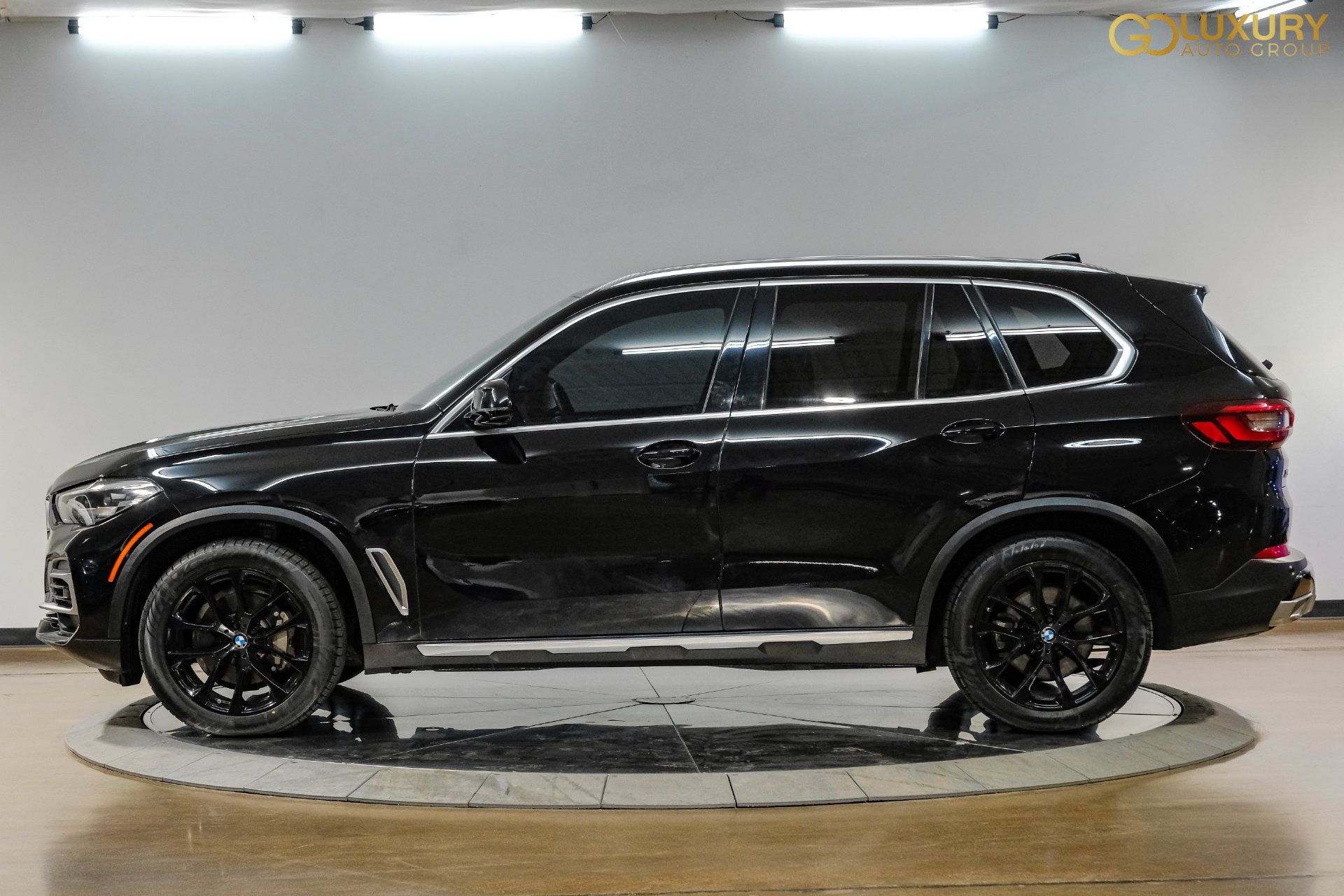 Used 2023 BMW X5 xDrive40i AWD/4WD image 13