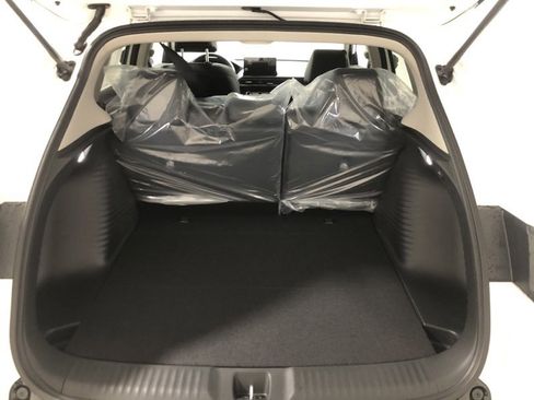 New 2026 Honda HR-V EX-L image 8