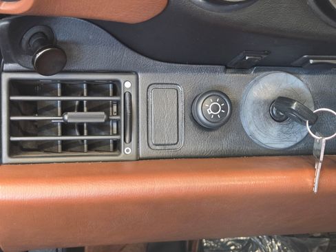 Used 1990 Porsche 911 Carrera image 24